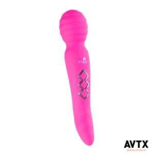 Maia Zoe Wand